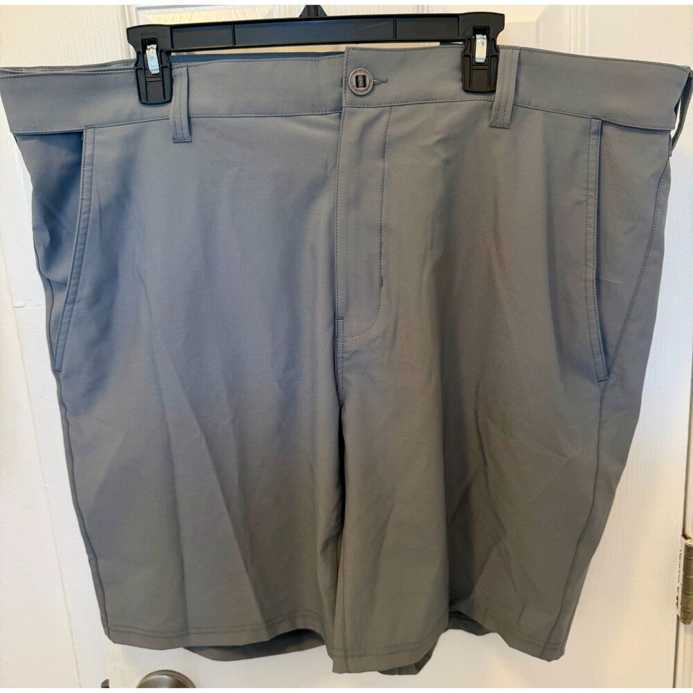 Huk Pursuit 8.5" Short Men's XXL Fishing Shorts Gray NWT